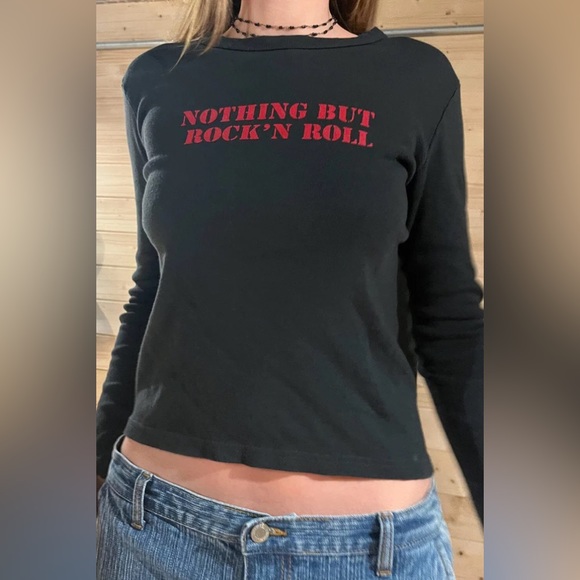 Brandy melville Tori nothing but rock’n roll top - Picture 2 of 4